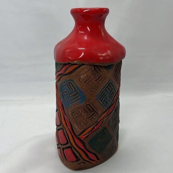 Red and Brown Clay Abstract Vase with Lines & Flowers - Picture 2 of 10